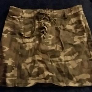 Lace up camo skirt